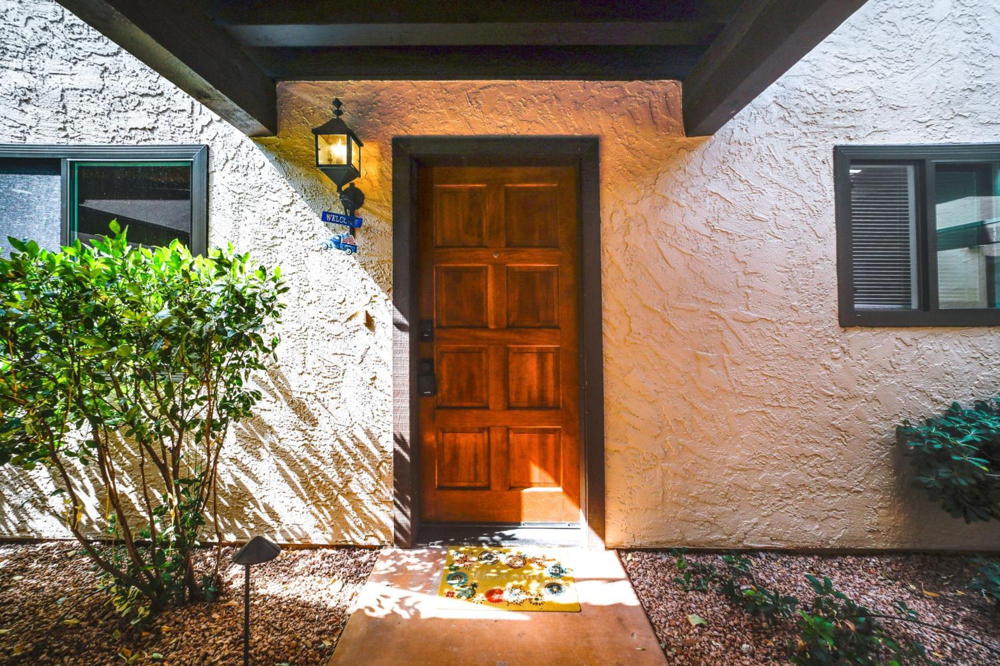 Cozy Oasis With Pool And Hot Tub Access!