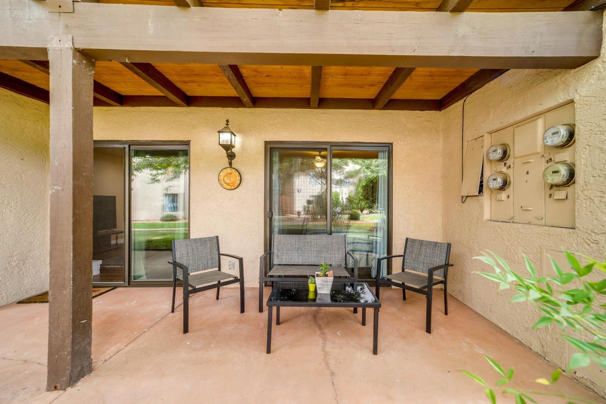 Apartment Cozy Oasis With Pool And Hot Tub Access!